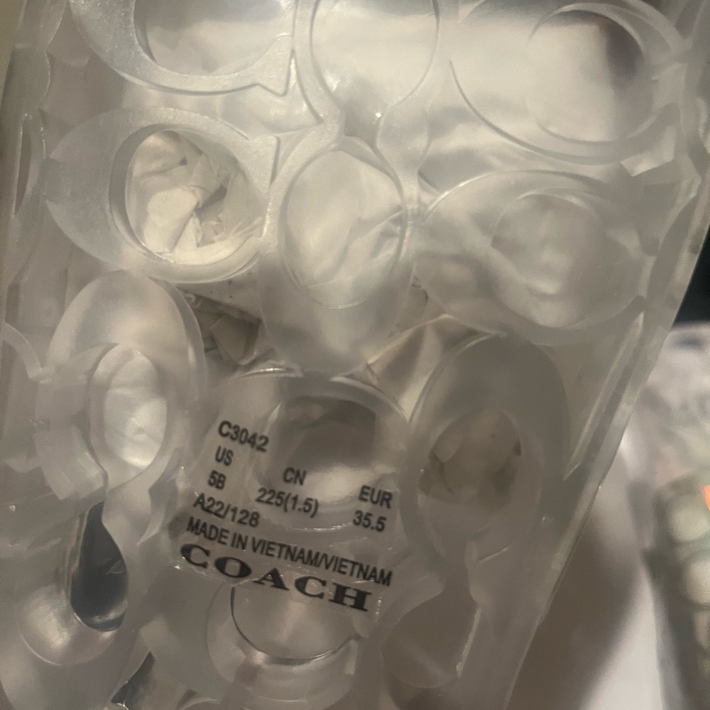 Coach slides sandals 🩴 clear size 5.5 new with tags 🏷️ 🔥🔥🔥🔥🔥🔥🔥 - Picture 6 of 13